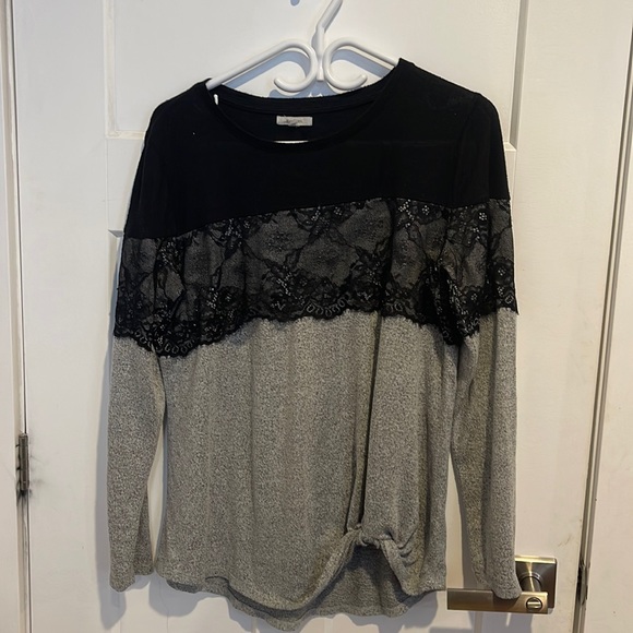 Shirt - Picture 1 of 3